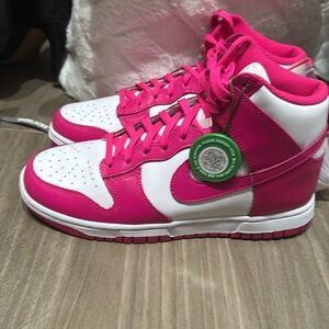 Nike Dunk High Top Women’s Prime Pink